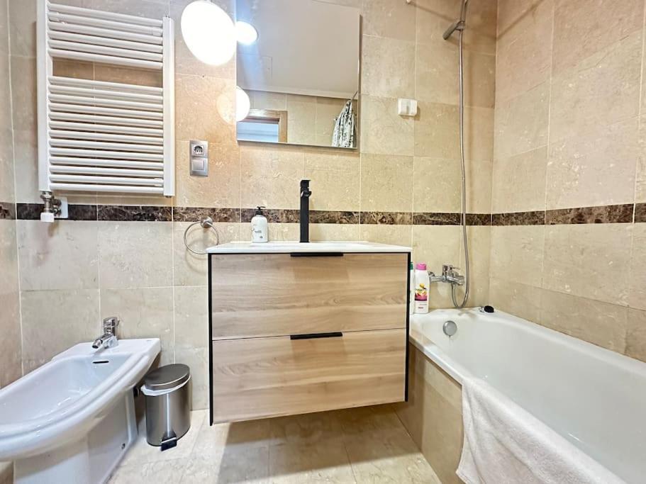 Ybh Suite Alameda Vigo Zewnętrze zdjęcie